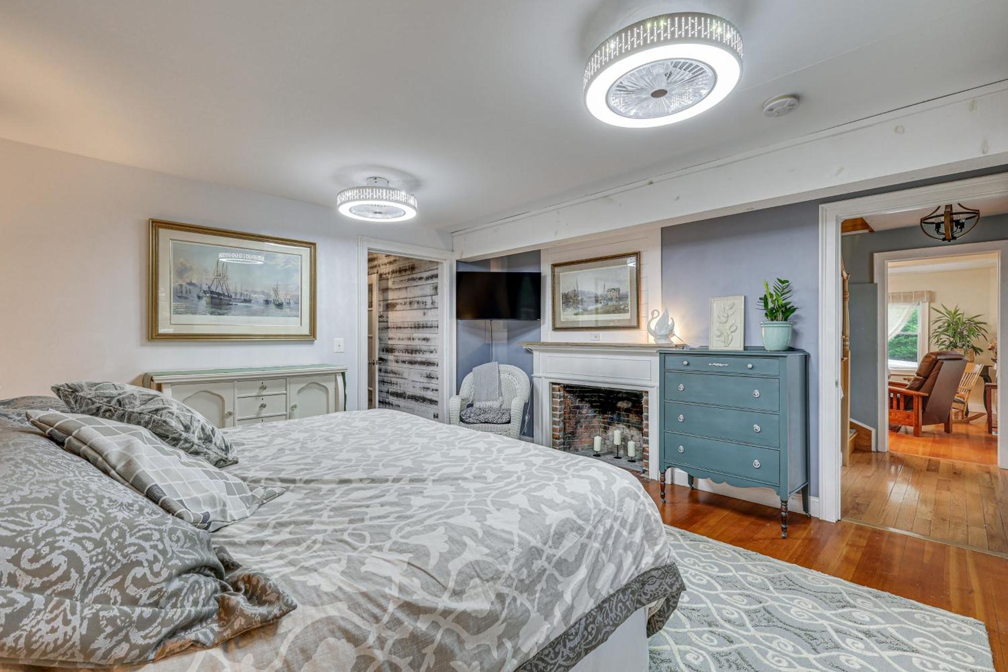 Quintessential New England Home With Patio And Grill! Putnam Екстер'єр фото